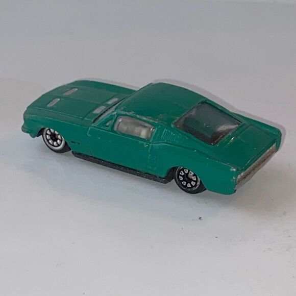 Valvolines Most Wanted Cars 67 Ford Mustang GT Mini Diecast Car 1993 Green - Picture 5 of 10